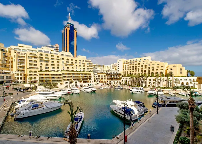 St. Julians Portomaso Marina Antique Apartment