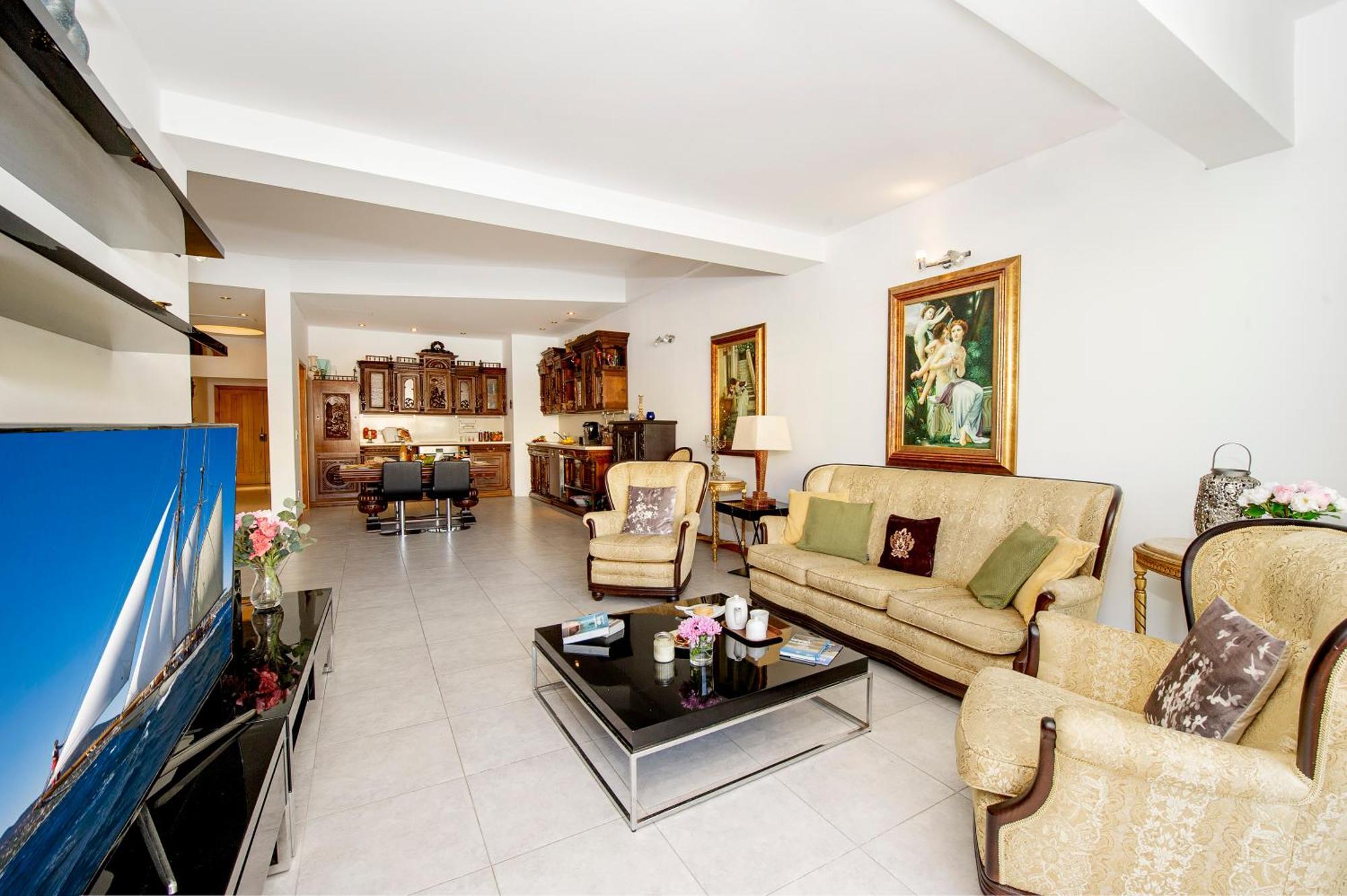Apartment St. Julians Portomaso Marina Antique